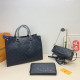 Black Casual Street Letters Patchwork Chains Embossed Bags
