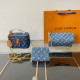 The cowboy blue Casual Street Letters Patchwork Chains Contrast Bags