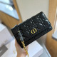 Black Casual Street Letters Metal Accessories Trim Chains Texture Bags