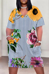 White Casual Street Floral Print Pocket Contrast V Neck Printed Plus Size Dresses