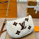 White Casual Daily Letters Patchwork Fluffy Contrast Bags