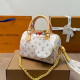 White Casual Daily Letters Patchwork Chains Contrast Bags
