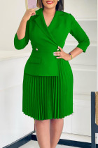 Green Elegant Solid Color Patchwork Pleated Turn-back Collar Long Dresses