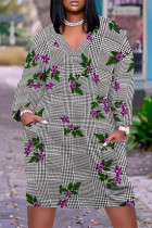 Purple Casual Street Plaid Pocket Contrast V Neck Printed Plus Size Dresses Purple Casual Street Plaid Pocket Contrast V Neck Printed Plus Size Dresses