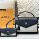 Black White Casual Street Solid Color Patchwork Metal Accessories Trim Contrast Bags