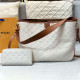 White Casual Daily Letters Patchwork Embossed Bags