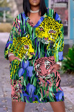 Green Casual Street Animal Print Pocket Contrast V Neck Printed Plus Size Dresses