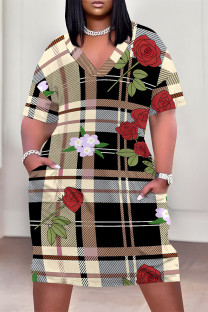 Black Gold Casual Plaid Stripe Chain print Pocket Contrast V Neck Printed Plus Size Dresses