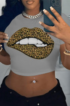 Grey Street Letter Print Heart Shaped Lips Contrast O Neck T-Shirts