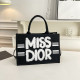 Black Casual Letters Patchwork Zipper Contrast Bags