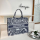 White Blue Casual Animal Print Letters Contrast Bags
