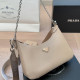Khaki Casual Solid Color Patchwork Chains Zipper Bags
