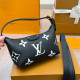 Black Casual Letters Patchwork Zipper Contrast Bags