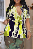 Khaki Casual Geometric Print Contrast V Neck T-Shirts
