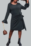 Green Elegant Solid O Neck Dresses