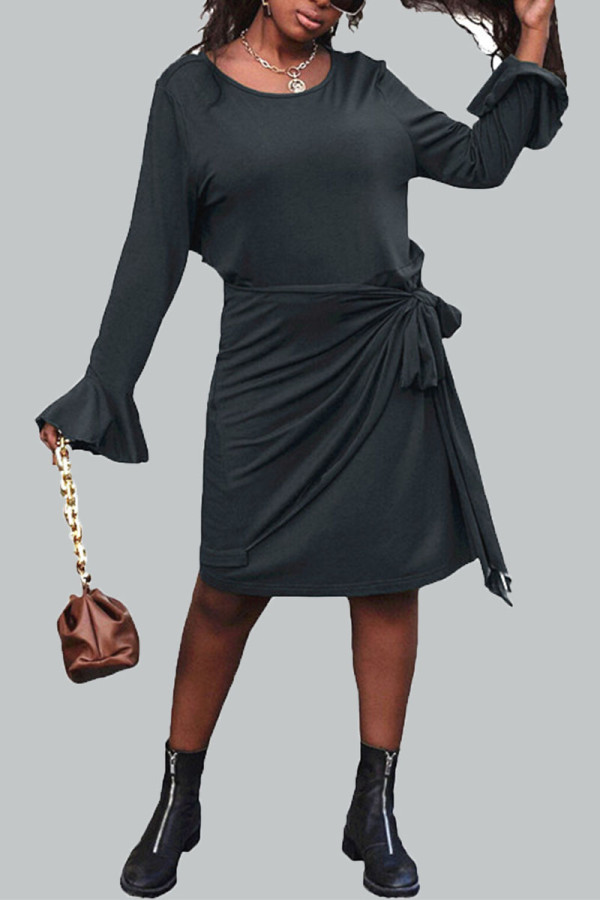 Black Elegant Solid O Neck Dresses