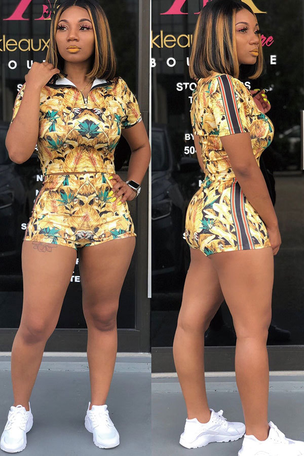 Yellow Sexy Fashion Patchwork Print Straight Short Sleeve Two-Piece Short Set