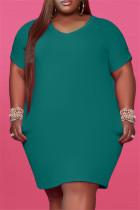 Green Fashion Casual Plus Size Solid Basic V Neck Short Sleeve Dress