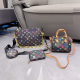 Black Casual Daily Letters Chains Bags