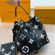 Black And White Casual Letters Patchwork Bags