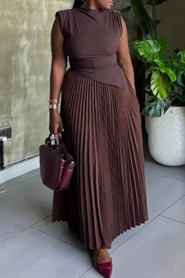 Coffee Elegant Solid Color Pleated O Neck Sleeveless Two Pieces