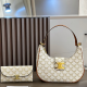 Cream White Daily Letters Zipper Bags