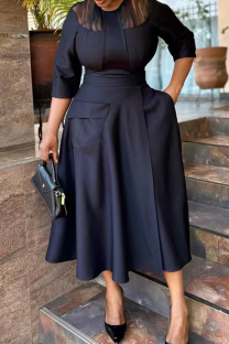 Black Casual Solid Color Pocket O Neck Long Dresses