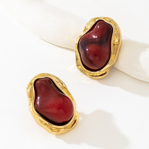 Red Irregular Metal Frame Earrings Retro Luxury Fashion Jewelry