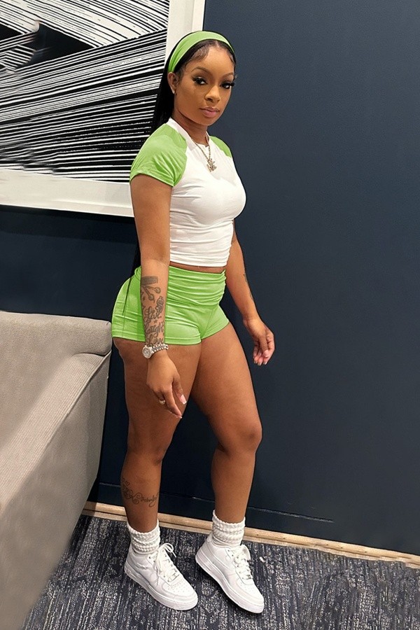 Green Solid Color O Neck Short Sleeve Two Pieces