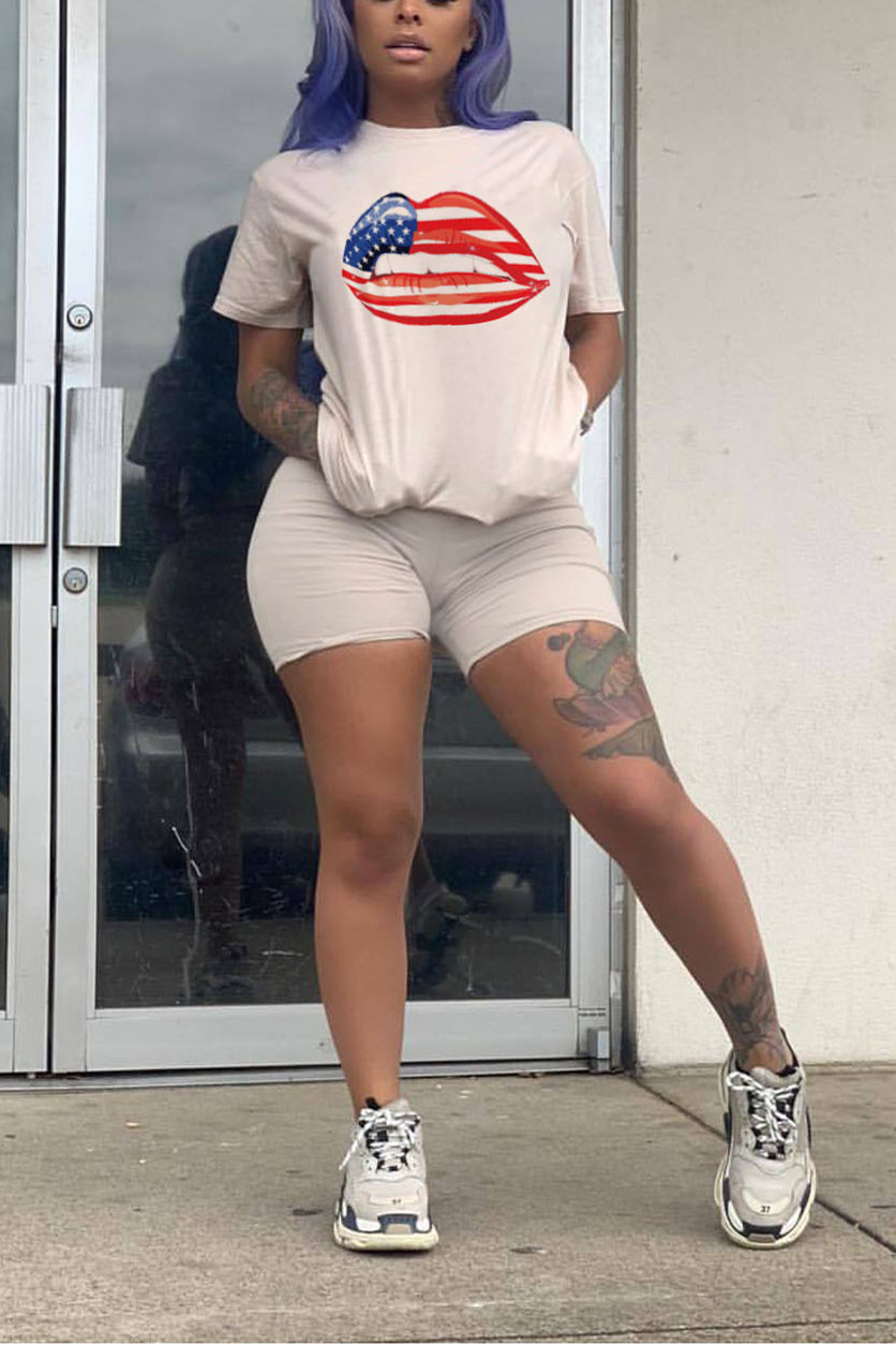 

Fashion Sexy Lips Print Khaki Two-piece Set