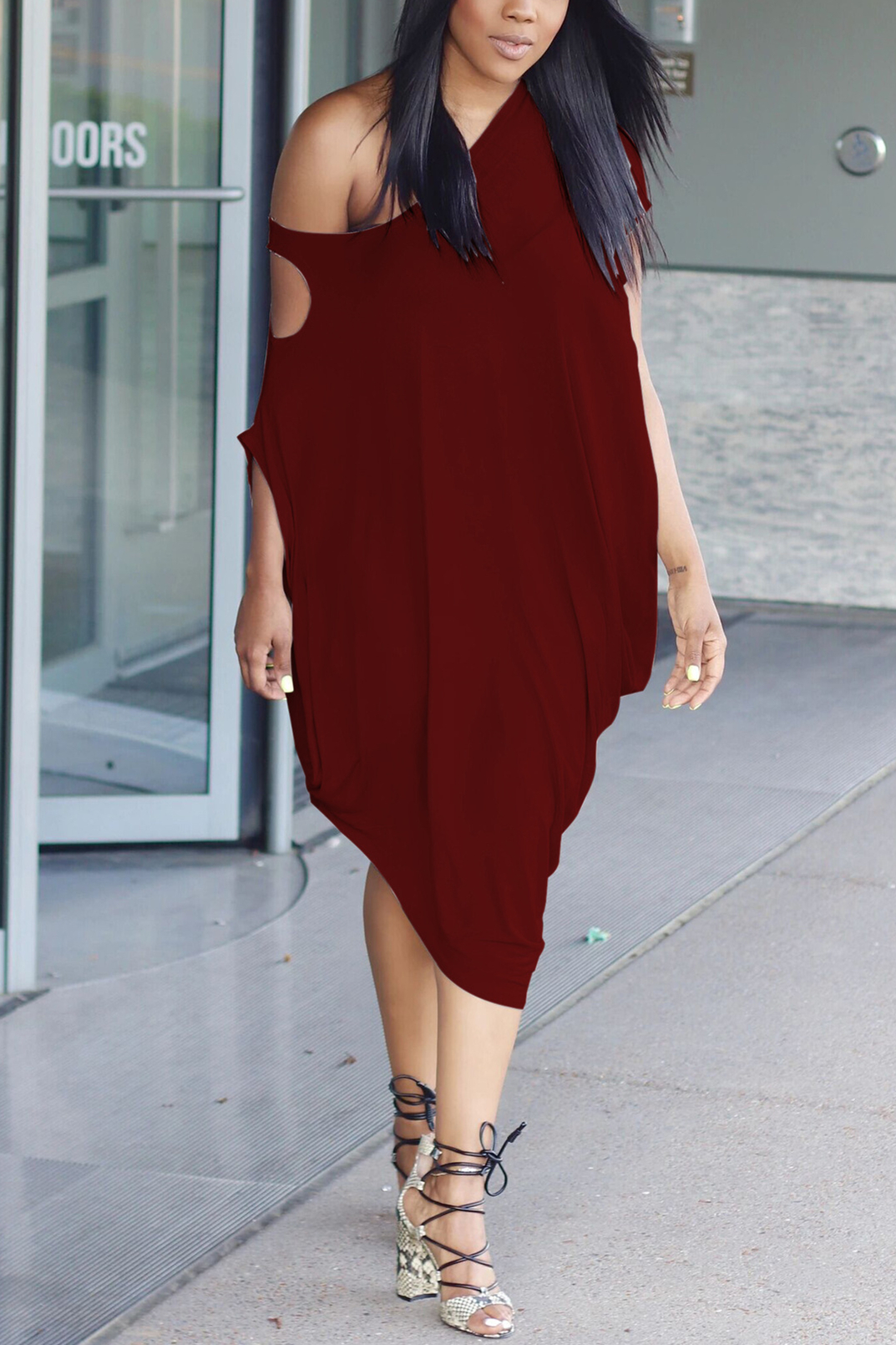 

Sexy Off-The-Shoulder Slim Solid Color Lantern Jujube Dress