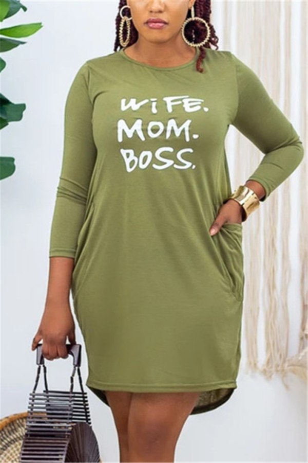 Green Fashion Casual Living Letter Print Pocket Pullovers Basic O Neck Long Sleeve Mini Straight Dresses