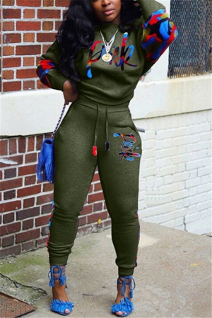 Army Green adult Fashion Casual Camouflage Patchwork Embroidery Letter Two Pieces