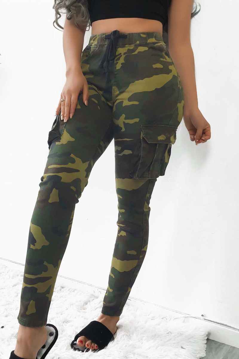 

Army Green Fashion Casual Camouflage Print Mid Waist Trousers