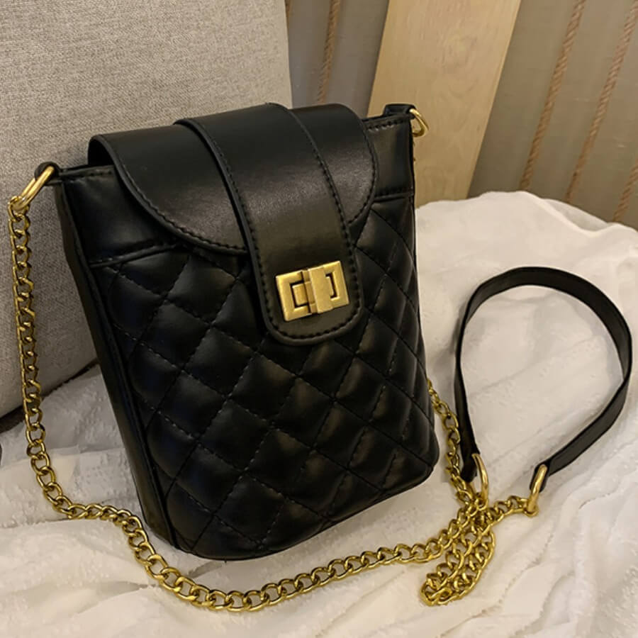 

Black Fashion Casual Solid Chain Strap Crossbody Bag