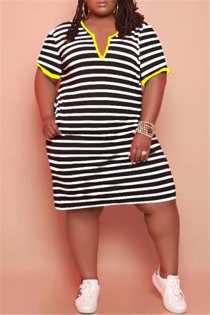 

Black Fashion Casual Plus Size Striped Print Basic V Neck Short Sleeve Dress