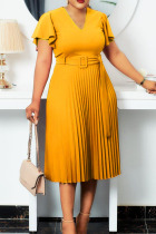 Yellow Elegant Solid Split Joint V Neck Pleated Plus Size Dresses
