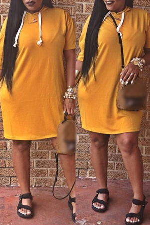 Yellow Fashion Casual Solid Basic Hooded Collar Short Sleeve Dress