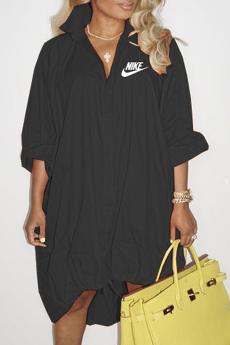 

Black Fashion Street Print Split Joint Turndown Collar Irregular Dresses