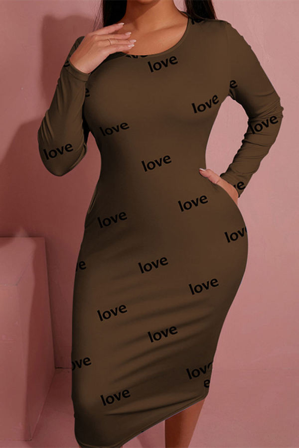 Brown Fashion Casual Letter Print Basic O Neck Long Sleeve Dresses