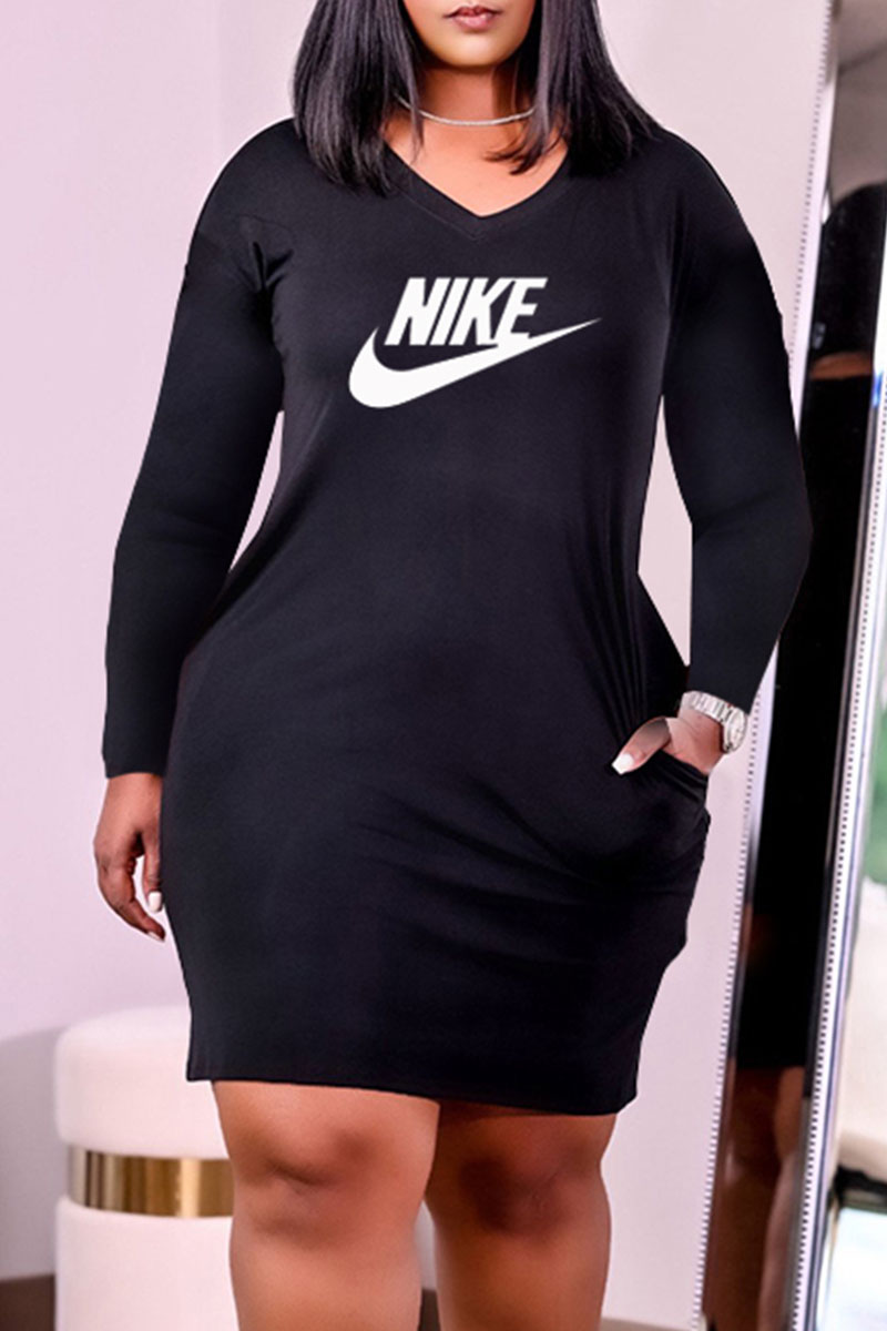 

Black Fashion Elegant Print Letter V Neck One Step Skirt Plus Size Dresses