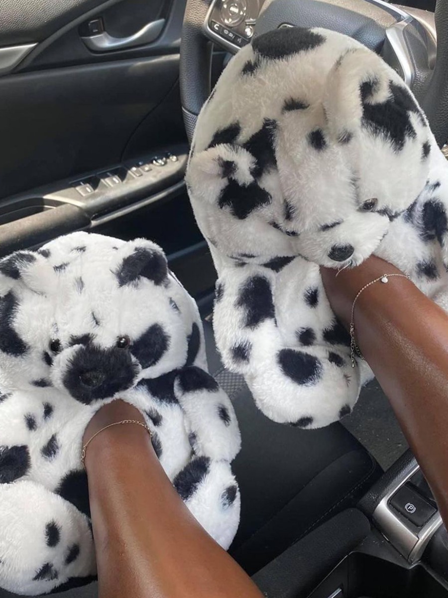 

Black White Fashion Living Keep Warm Shoes