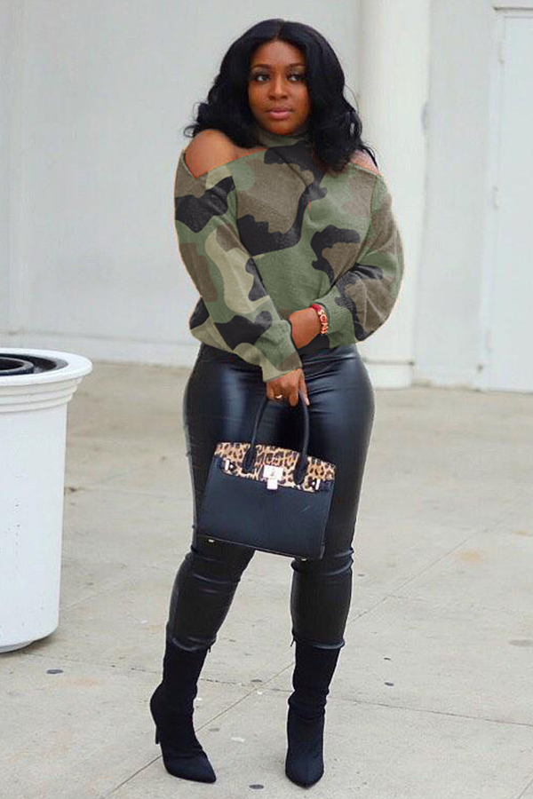 

Camouflage Velvet V Neck Long Sleeve Leopard Print Camouflage Patchwork