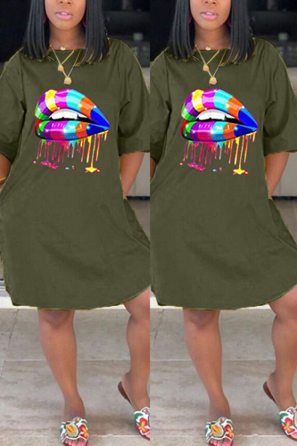Army Green Fashion Casual Lip Print Loose Dress