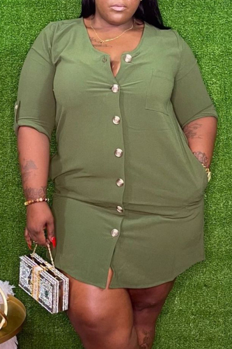 Light Green Fashion Casual Solid Basic O Neck Long Sleeve Plus Size Dresses