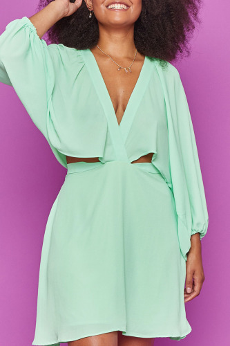 Green Elegant Solid Hollowed Out Patchwork Asymmetrical V Neck Dresses