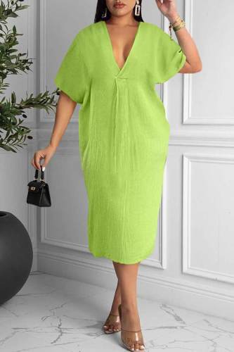 Green Yellow Casual Solid Patchwork V Neck Straight Dresses
