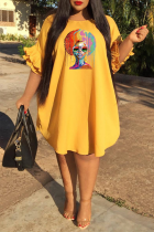 Yellow Fashion Print Flounce O Neck Straight Plus Size Dresses