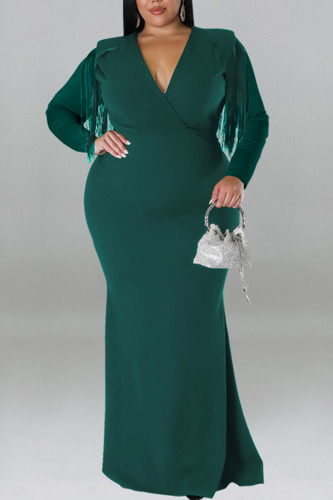Green Sexy Solid Tassel Patchwork V Neck Straight Plus Size Dresses