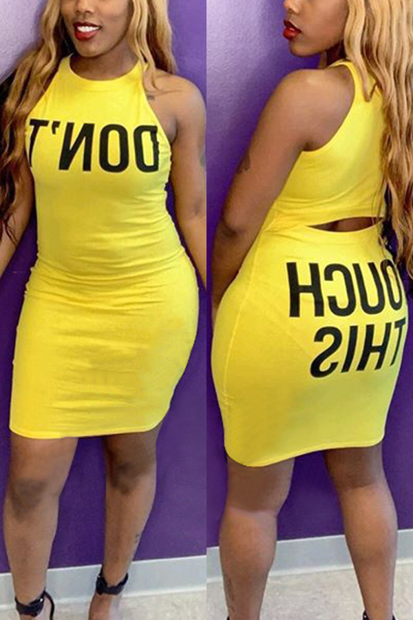 Yellow Sexy Fashion Tank Sleeveless O neck Straight Knee-Length Print hole Patchwork Club Dresse